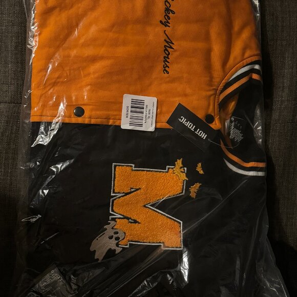 Her Universe BRAND NEW Disney Halloween Mickey Varsity Jacket XL - Picture 3 of 3
